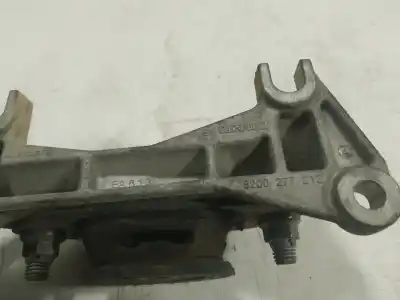 Автозапчастина б/у опора двигуна ліва для renault kangoo / grand kangoo ii (kw0/1_) 1.5 dci 90 (kw05, kw08, kw0g, kw11) посилання на oem iam 112205217r  8200277212