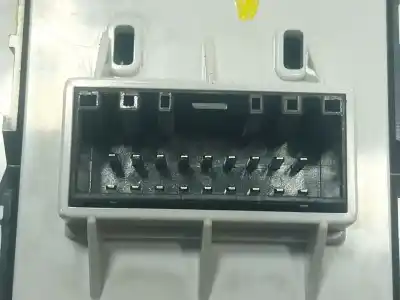 Second-hand car spare part left front power window switch for kia stonic (yb) 1.0 t-gdi oem iam references 93571h8100  93570h8000