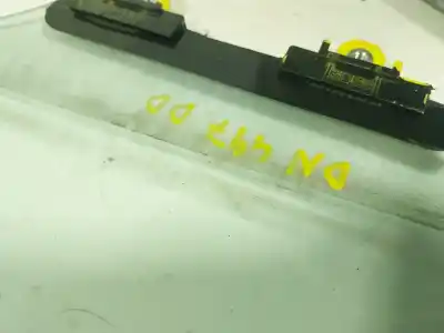 Автозапчасти б/у стекло передней правой двери за toyota corolla fastback (_e21_) 1.8 hybrid (zwe211) ссылки oem iam 6810102560  