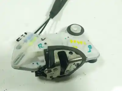 Peça sobressalente para automóvel em segunda mão fechadura da porta dianteira direita por toyota corolla fastback (_e21_) 1.8 hybrid (zwe211) referências oem iam  Peça sobressalente para automóvel em segunda mão fechadura da porta dianteira direita por toyota corolla fastback (_e21_) 1.8 hybrid (zwe211) referências oem iam