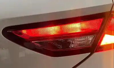 Автозапчасти б/у внутренний правый задний фонарь за seat leon (5f1) 1.6 tdi ссылки oem iam 5f0945094l  5f0945094l