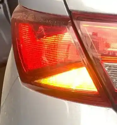 Автозапчасти б/у левый задний фонарь за seat leon (5f1) 1.2 tsi ссылки oem iam 5f0945095d  5f0945095d