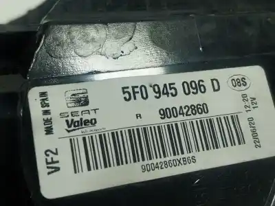 Автозапчасти б/у правый задний фонарь за seat leon (5f1) 1.6 tdi ссылки oem iam 5f0945096d  5f0945096d
