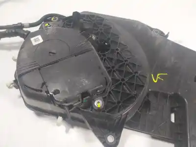 Автозапчастина б/у добавка для renault megane iv fastback (b9a/m/n_) 1.5 blue dci 115 (b9a6) посилання на oem iam 172a28948r  208s39875r