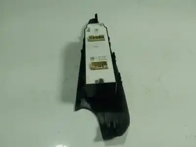 Second-hand car spare part left front power window switch for mazda 2 (dl, dj) 1.5 skyactiv-g (djlfs) oem iam references   dg3t66350