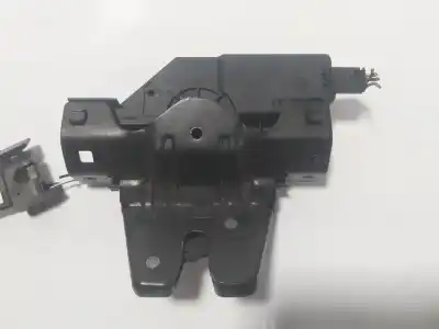 Second-hand car spare part trunk lock for bmw 6 (e63) 630 i oem iam references 51247840617  8196401