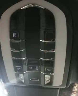 Автозапчастина б/у внутрішній лампа для porsche cayenne (92a) 3.0 diesel посилання на oem iam 7pp868404cm  7pp959551