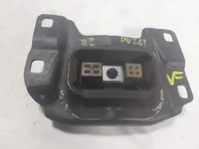Second-hand car spare part left engine support for ford kuga i 2.0 tdci oem iam references 1798908  av617m121