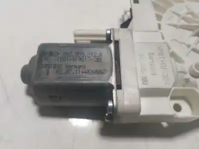Peça sobressalente para automóvel em segunda mão motor elevador vidro traseiro direito por audi q5 (8rb) 2.0 tdi referências oem iam 8k0959812a  8k0959812a