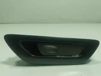 Автозапчасти б/у внутри передней правой ручки за LEXUS LBX HYBRID 1.5 VVTI HYBRID (MAYH10L) ссылки OEM IAM 6907052040B0  