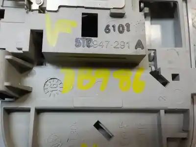Автозапчасти б/у внутренняя лампа за skoda octavia combi (5e5) style ссылки oem iam 3t0947291ay20  5t0947291
