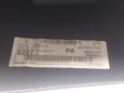 Автозапчасти б/у центральный подлокотник за seat leon (5f1) 1.6 tdi ссылки oem iam 5f0864207czq2  5f0864981a