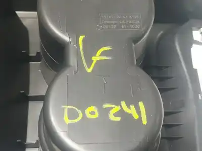 Автозапчасти б/у центральный подлокотник за seat leon (5f1) 1.6 tdi ссылки oem iam 5f0864207czq2  5f0864981a