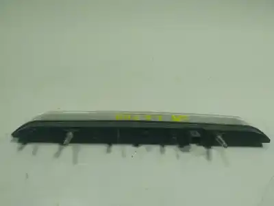 Second-hand car spare part center tailgate light for citroen c3 aircross ii (2r_, 2c_) 1.2 puretech 110 (2rhnzb, 2rhnzw, 2rhnpx, 2rhnpj) oem iam references 9825453680  