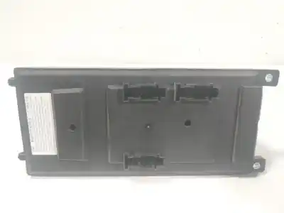 Автозапчасти б/у блок реле/предохранителей за land rover range rover sport ii (l494) 3.0 sdv6 4x4 ссылки oem iam lr068360  dk6214f041ad