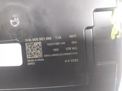 Автозапчастина б/у внутрішній лампа для cupra leon (kl1) 1.5 etsi посилання на oem iam 5h0959561bmtja  5h0959561bm