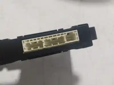 Автозапчастина б/у електронний модуль для toyota corolla fastback (_e21_) 1.8 hybrid (zwe211) посилання на oem iam 8865002l60  8865002l60