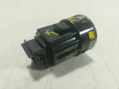 Автозапчасти б/у электронный модуль за toyota corolla fastback (_e21_) 1.8 hybrid (zwe211) ссылки oem iam 8961102200  6181s39507144