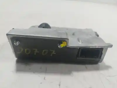 Автозапчасти б/у электронный модуль за toyota corolla fastback (_e21_) 1.8 hybrid (zwe211) ссылки oem iam 8646c12111  8646c12060