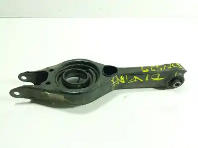 Pièce détachée automobile d'occasion BRAS DE SUSPENSION INFERIEUR ARRIERE GAUCHE pour HYUNDAI I30 (GD)  Références OEM IAM 55210A6105  