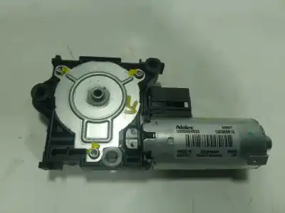 İkinci el araba yedek parçası Elektrikli Tavan Motoru için BMW X5 (G05, F95) xDrive 40 i OEM IAM referansları 67617933159  10030661A