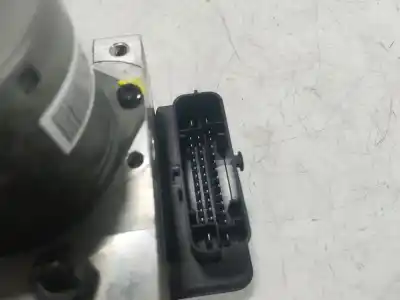 Peça sobressalente para automóvel em segunda mão abs por kia cee'd (jd) 1.4 crdi 90 referências oem iam 58920a2230  58920a2230