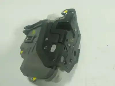 Peça sobressalente para automóvel em segunda mão fechadura da porta dianteira esquerda por audi q5 (8rb) 2.0 tdi quattro referências oem iam 8j1837015a