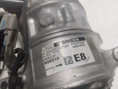 Peça sobressalente para automóvel em segunda mão compressor de ar condicionado a/a a/c por renault megane iv fastback (b9a/m/n_) 1.5 blue dci 95 (b9a2) referências oem iam 926006923r  926006923r