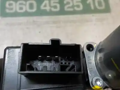 Автозапчастина б/у двигатель заднього правого скла для skoda octavia combi (5e5) style посилання на oem iam 5q0959812a 0130822724 5q0959812a