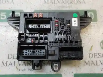 Peça sobressalente para automóvel em segunda mão caixa de fusíveis e relés por opel insignia a sedán (g09) 2.0 cdti (69) referências oem iam 