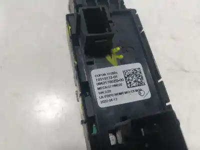 Second-hand car spare part left front power window switch for opel corsa f 1.2 (68) oem iam references   98421760zd