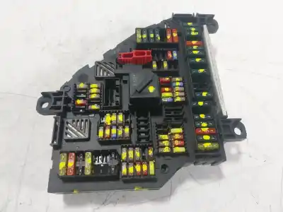 Peça sobressalente para automóvel em segunda mão caixa de fusíveis e relés por bmw 5 (f10) 520 d referências oem iam 61149234423