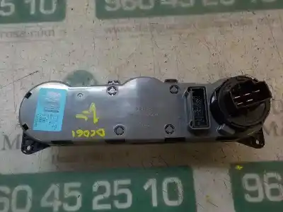 Second-hand car spare part climate control for kia cee´´d emotion oem iam references 972501h221eq  972501h221