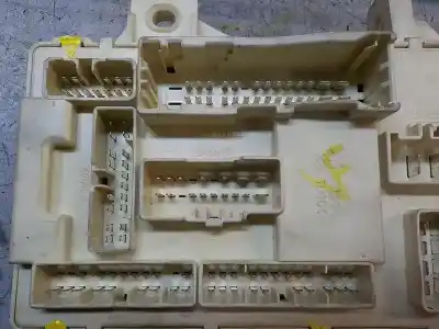 Second-hand car spare part fuse box unit for kia cee´´d emotion oem iam references 919501h510  919501h510