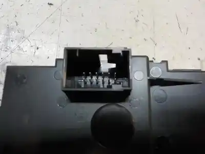 Peça sobressalente para automóvel em segunda mão comutador de luzes por bmw serie 1 berlina (e81/e87) 118d referências oem iam 61316932795  6932795