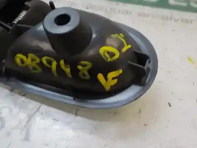 Автозапчастина б/у ліва передня внутрішня ручка для dacia sandero ii 1.2 посилання на oem iam 806717698r  