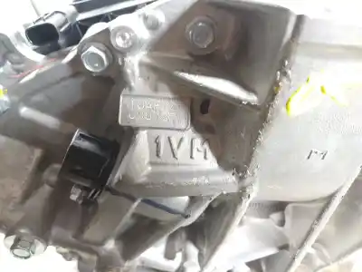 Автозапчастина б/у коробка передач для toyota corolla sedán (_e21_) 1.8 vvti hybrid (mzea12, zre211, zwe211) посилання на oem iam 3090002060  1vm