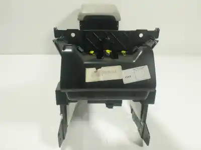 Автозапчастина б/у центральний подлокник для land rover range rover evoque (l538) 2.2 d 4x4 посилання на oem iam lr024684  