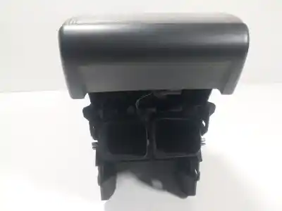 Автозапчастина б/у центральний подлокник для land rover range rover evoque (l538) 2.2 d 4x4 посилання на oem iam lr024684  