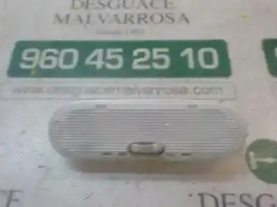 Pezzo di ricambio per auto di seconda mano LAMPADA INTERNA per DACIA DUSTER  Riferimenti OEM IAM 8200074362  