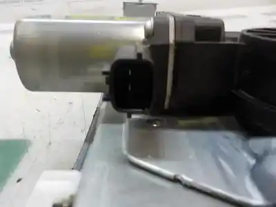 Second-hand car spare part driver left window regulator for dacia duster basis 4x2 oem iam references 807213506r  128001472b