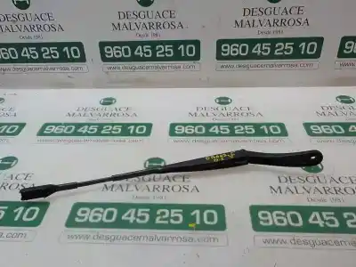 Second-hand car spare part left front windshield wiper arm for dacia duster basis 4x2 oem iam references 288819902r  