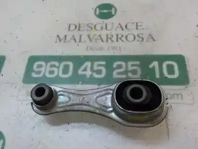 Second-hand car spare part gearbox support for dacia duster basis 4x2 oem iam references 112385698r  