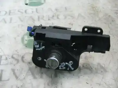 Second-hand car spare part tailgate back door handle for opel corsa c comfort oem iam references 