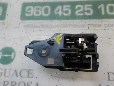 Peça sobressalente para automóvel em segunda mão puxador interior dianteiro direito por toyota rav 4 2.0 d-4d cat referências oem iam 6920533111c0  