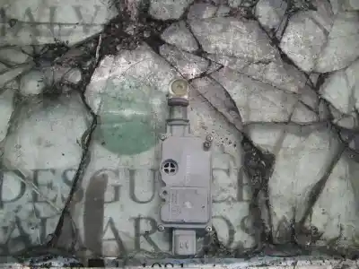 Peça sobressalente para automóvel em segunda mão motor c/c traseiro esquerdo por mg serie 200 (rf) 220 sd referências oem iam 