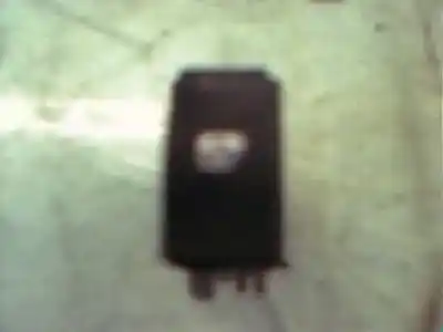 Peça sobressalente para automóvel em segunda mão botão / interruptor elevador vidro traseiro esquerdo por renault laguna ii (bg0) dynamique referências oem iam 