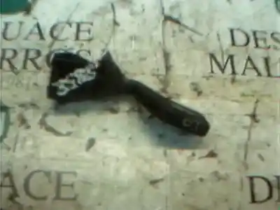 Piesă de schimb auto la mâna a doua maneta stergãtoare pentru opel corsa b edition 2000 referințe oem iam 