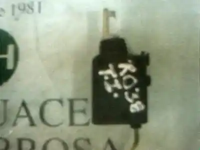 Peça sobressalente para automóvel em segunda mão motor c/c traseiro esquerdo por volvo serie 460 1.7i / 1.8i gle referências oem iam 