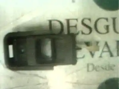 Peça sobressalente para automóvel em segunda mão puxador interior dianteiro direito por volvo serie 460 1.7i / 1.8i gle referências oem iam 